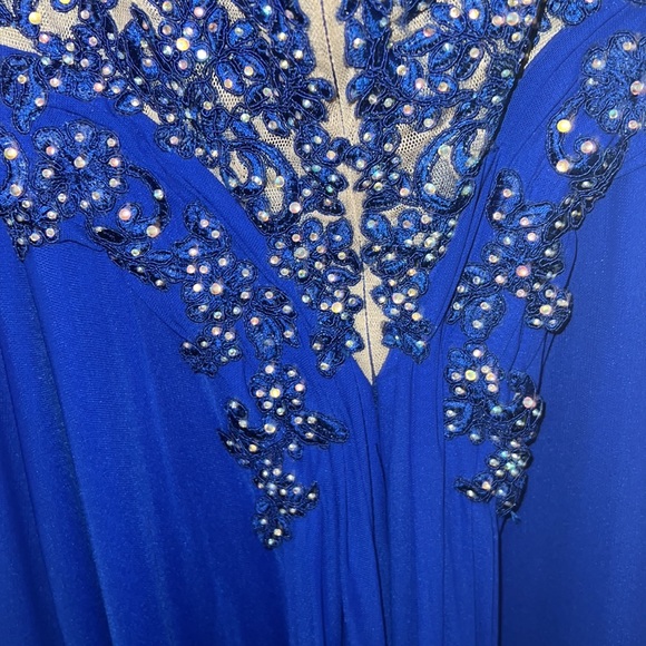 Prom dress - Picture 6 of 7